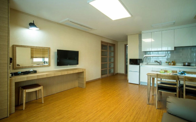 Haerian Hotel