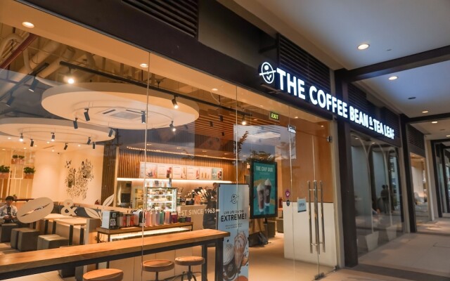 Elegant 2 Bedroom Unit Avida27