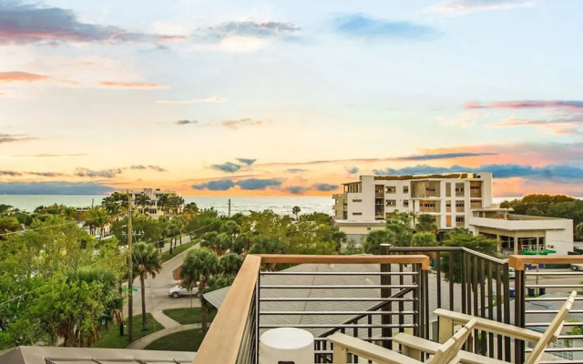 The Oasis in Siesta Key