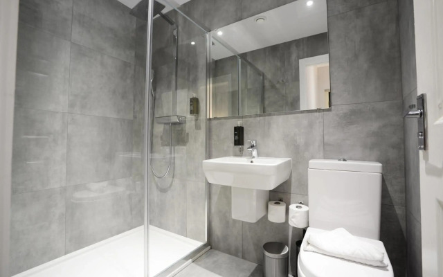 Airways Hotel London