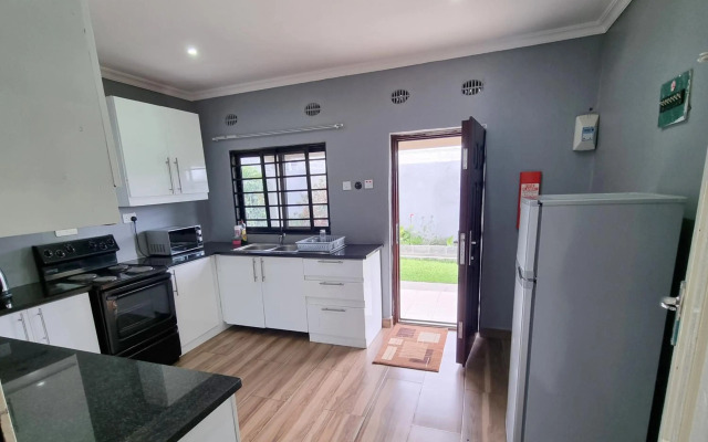 Mwaiseni Maisonettes apartments