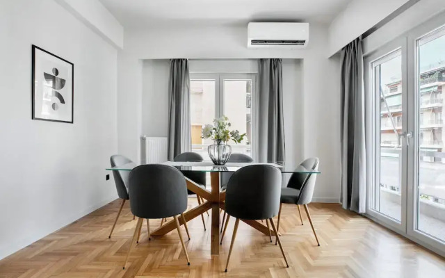 Astoria -Luxury 2-BR Apartment in Athens