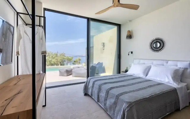 'S Cave Villas Sea Side