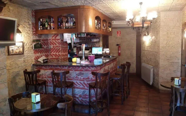 Hostal Restaurante Cornella