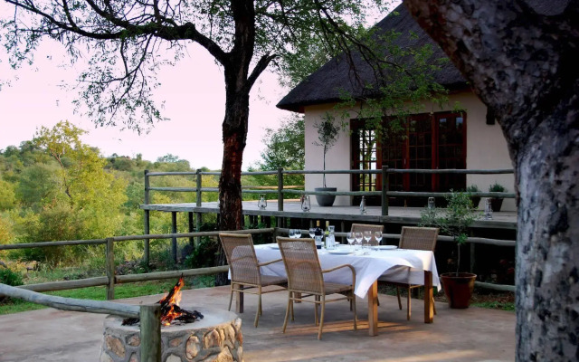 Mbizi Bush Lodge