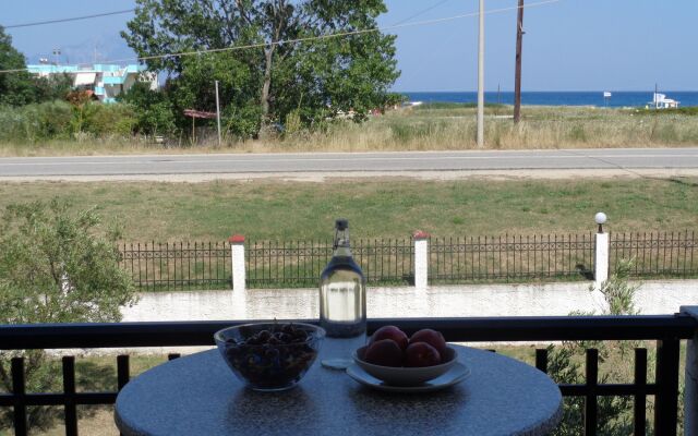 Hotel Sarti Beach