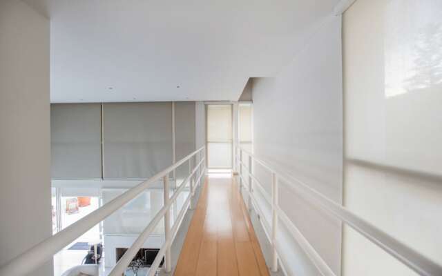 Perfect Athenian Villa