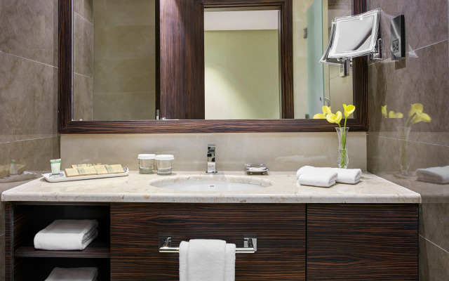 Crowne Plaza Kuwait Al Thuraya City by IHG