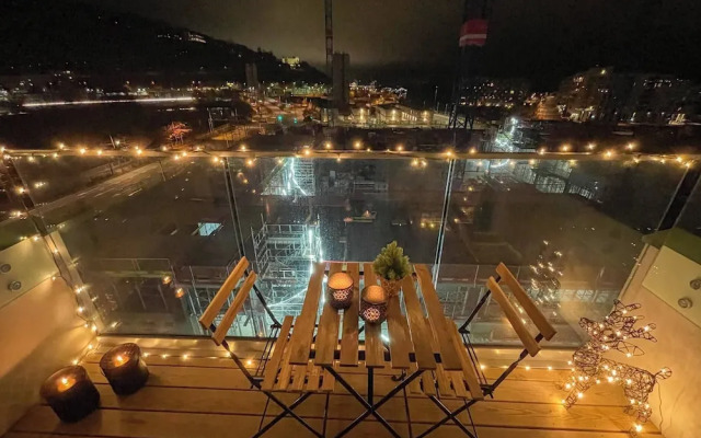 High Standard and Ocean View