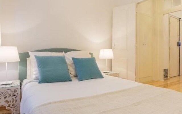 Chiado-apartment-holiday-rental-in-lisbon