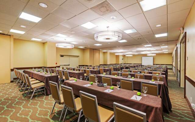 Embassy Suites by Hilton Dallas Market Center