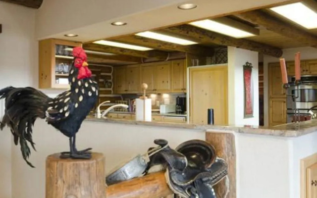 Ponderosa 6 Br Home by RedAwning