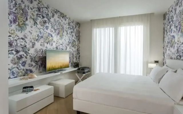 Embassy Aparthotel