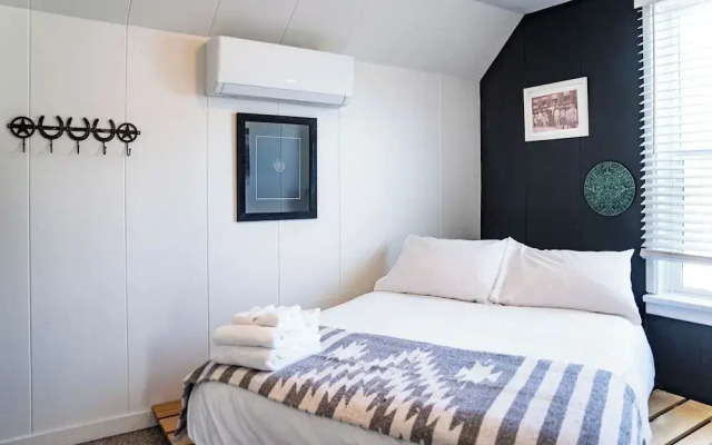 The Downtown Hive by Revelstoke Vacations