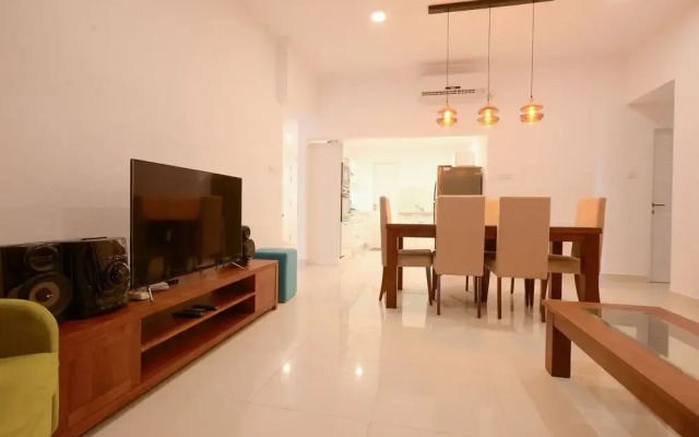 De Saram Residencies