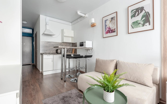 AHause на Малышева 42а