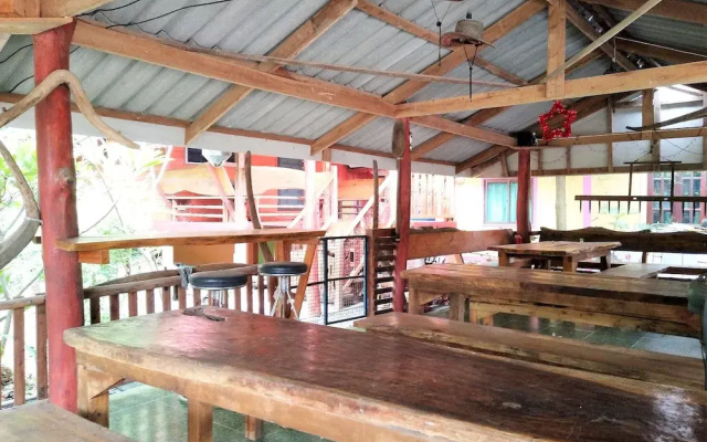 Douangjinda Resort