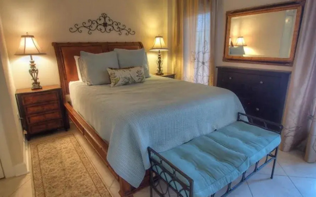Plaza del Sol - 1 Br Condo
