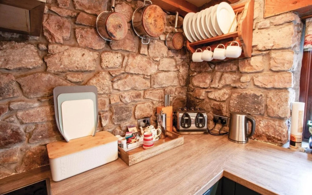 Hill End Barn - 1 Bed Barn Conversion - Llangennith