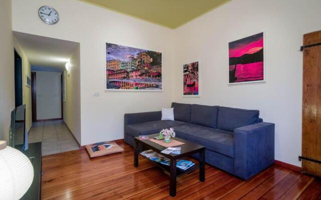 Apartment Effort Off c.d.c