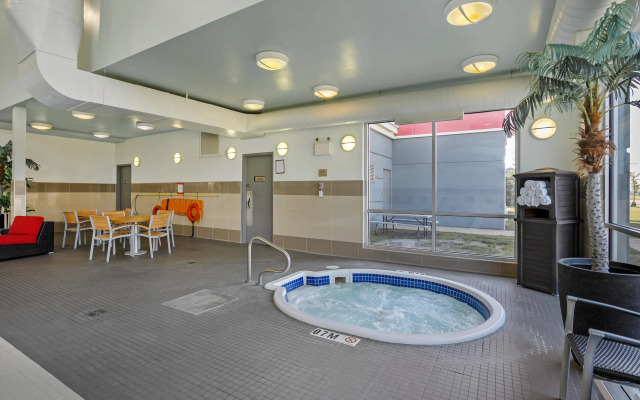 Best Western Plus Airport Inn & Suites