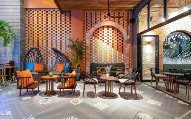 Seahorse Tropical Da Nang Hotel by Haviland