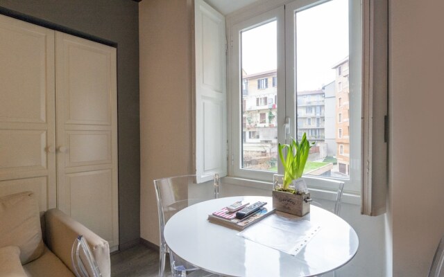 Milano Apartments - Navigli Porta Genova