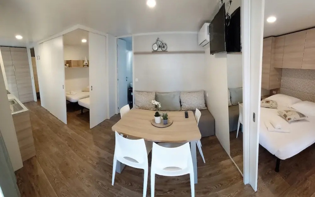 Amadria Park Deluxe Beach Mobile Home
