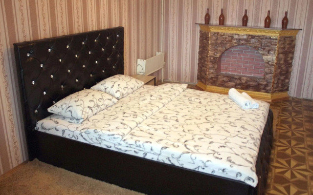 Apartment on Vasylia Stusa St, 2