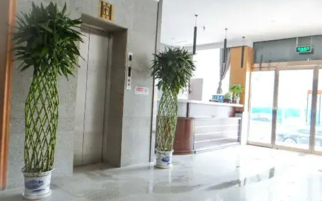 Hangfeng Hotel (Pinggu Dama Roundabout)