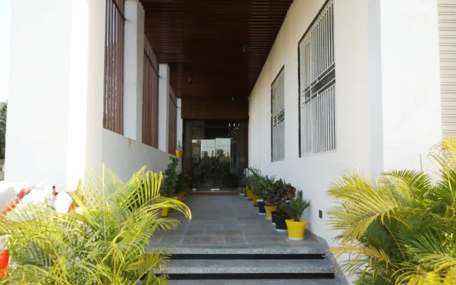 Pine Regency - Aravali's Peak view