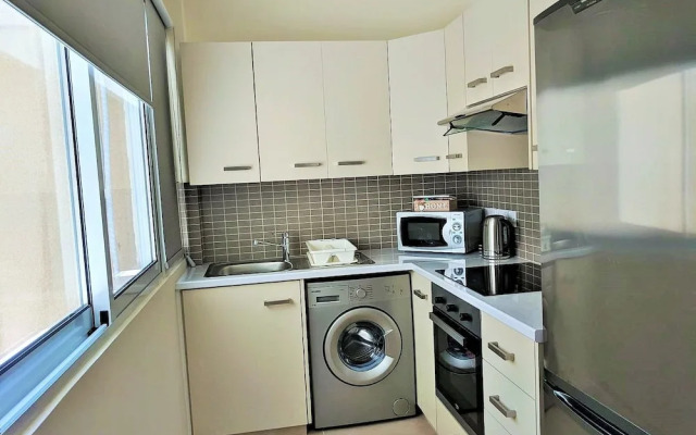 Apartment 12 Kition