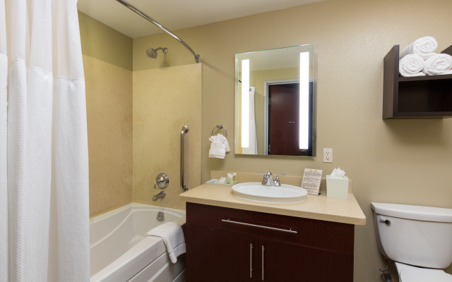 Staybridge Suites: Las Vegas - Stadium District