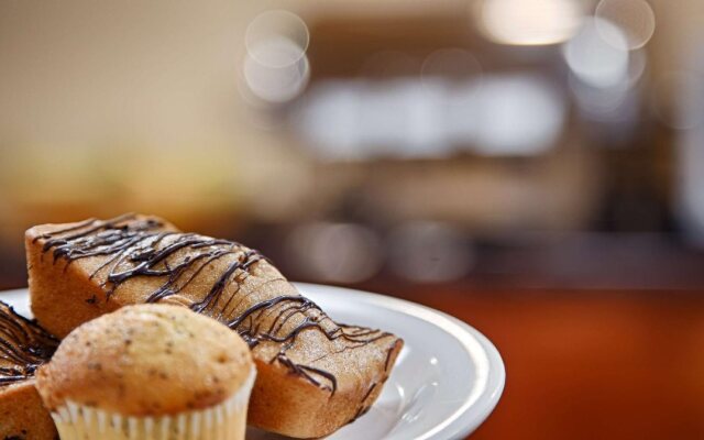 Sleep Inn & Suites near Spirit Mountain