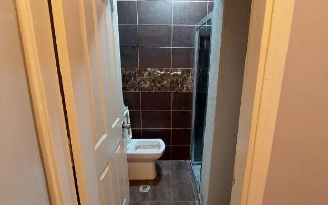 hygienic affordable central accommodation near metro