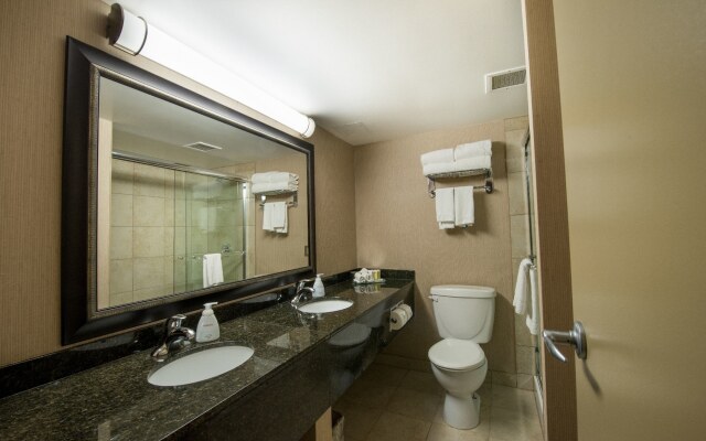 Superior Inn Hotel and Conference Centre Thunder Bay