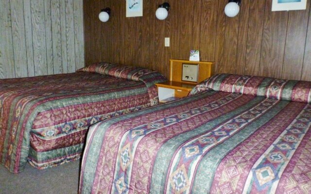Snowshoe Inn