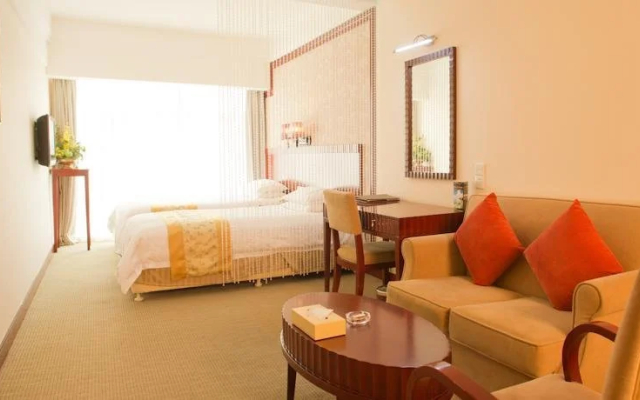 Zhuhai Yinzuo Jingpin Hotel