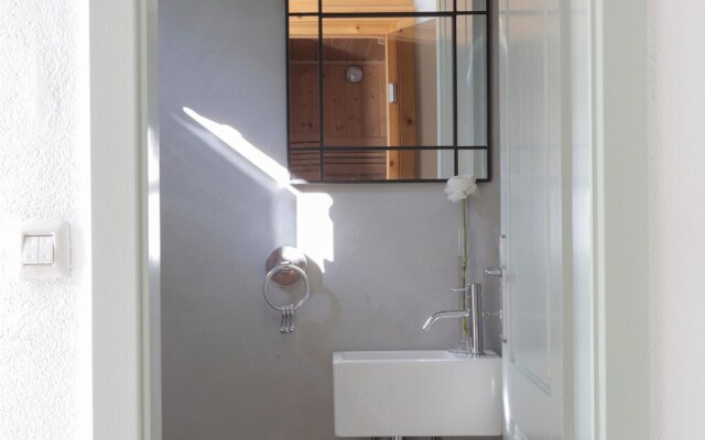 Stunning Home in Liznjan With Sauna, Wifi and 4 Bedrooms