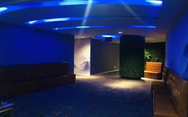 Chenghu Theme Hotel – Lobby – Nanchang