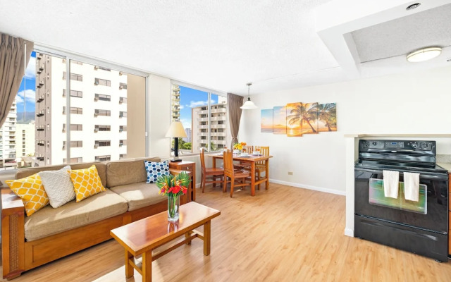 Pacific Monarch - 1 BR - Ocean & City Views