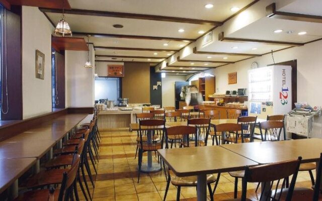 Hotel 1 2 3 Sakai