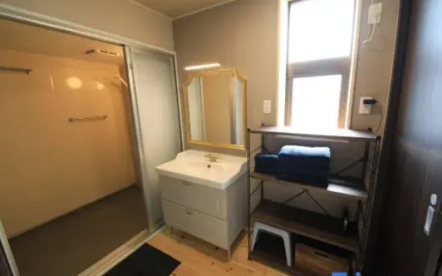 Inn 108