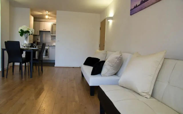 Icon Becket Apartment