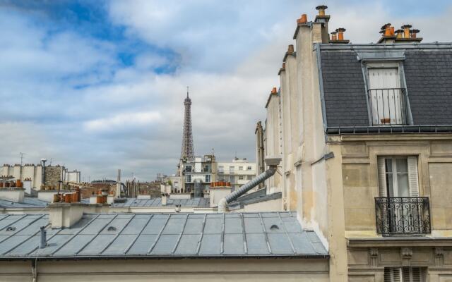 Eiffel Tower Family - Wifi  - AC