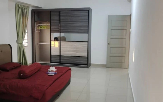 OYO 90483 Vraj's Homestay