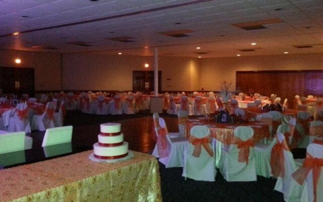 Palm Aire Hotel and Suites