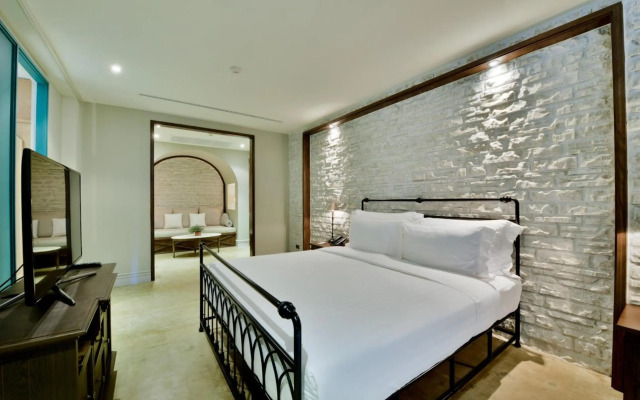 Thames Valley Khao Yai