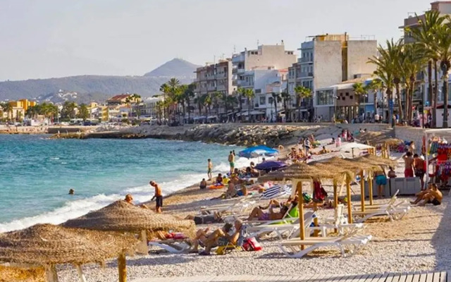Golden in Javea With 3 Bedrooms and 2 Bathrooms