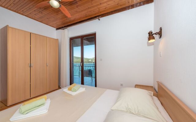 Apartment Lidija